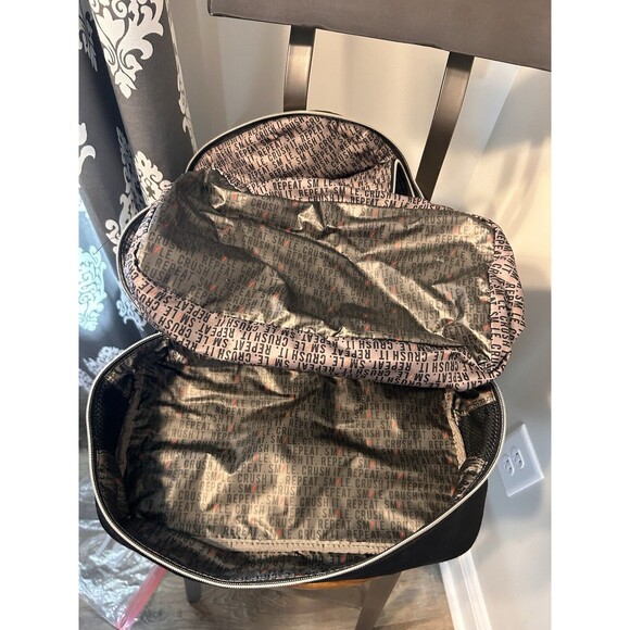 Women's Stella & Dot Crush It Black Quilted Nylon Backpack Bag Gym Travel Lined - Picture 5 of 6